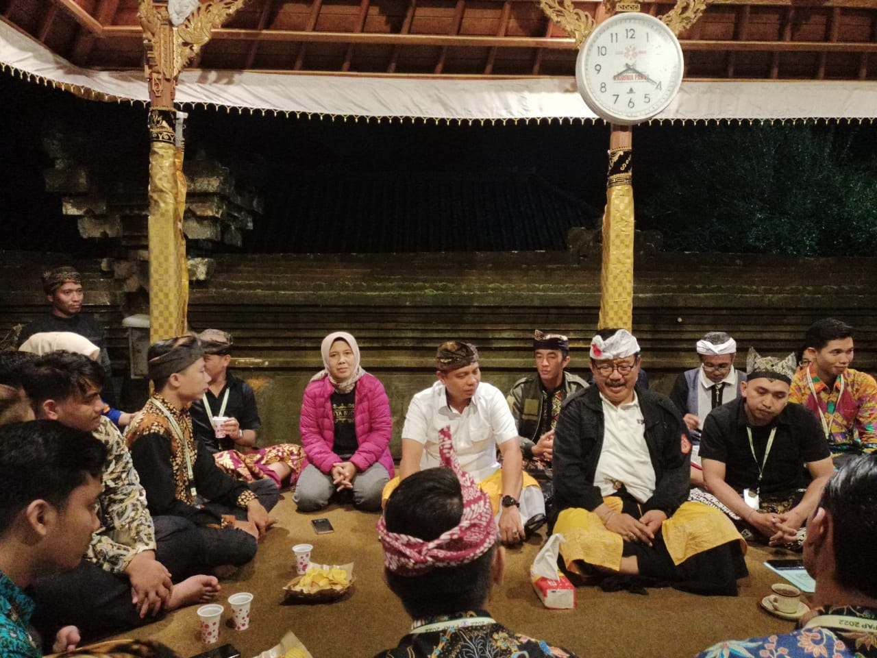 PIODALAN, DI PURE MANDARA GIRI SEMERU AGUNG