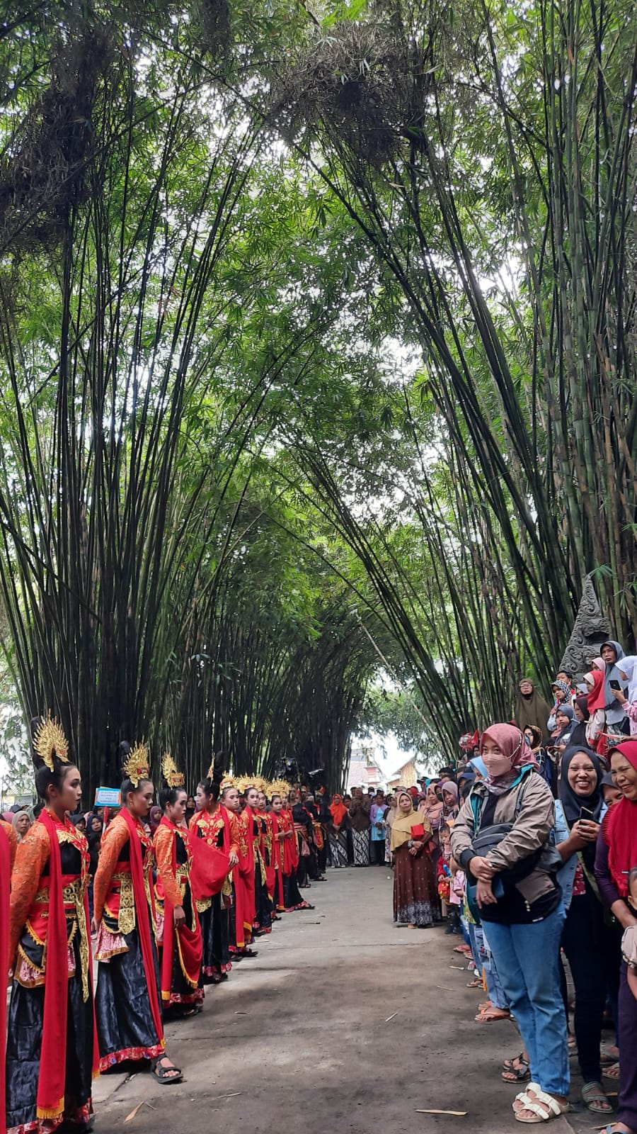 GREBEG SURO DI HUTAN BAMBU KECAMATAN CANDIPURO
