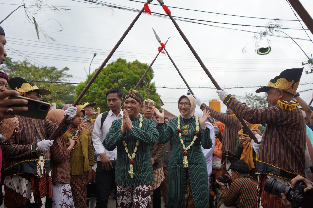 EVENT LOEMADJANG MBIYEN DI PG JATIROTO DIBUKA BUPATI  SERTA WABUP