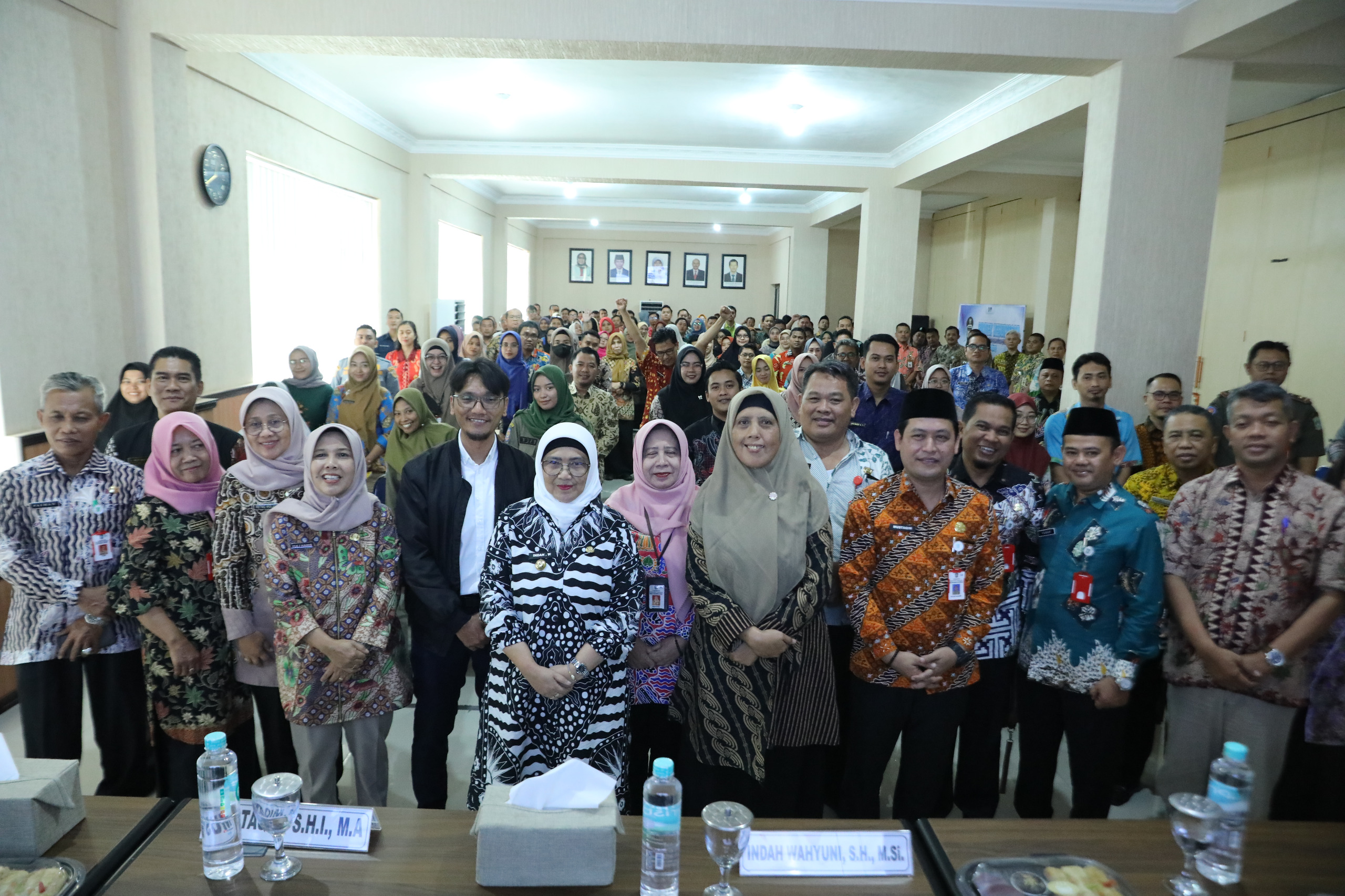 DINAS PARIWISATA MENGIKUTI BIMTEK PELAYANAN INFORMASI DAN KEHUMASAN