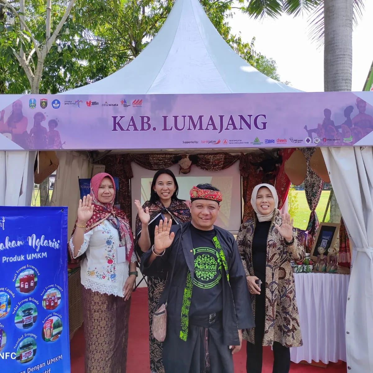 DINAS PARIWISATA MENGIKUTKAN  DESA WISATA RANUPANI DI FESTIVAL DEWI CEMARA