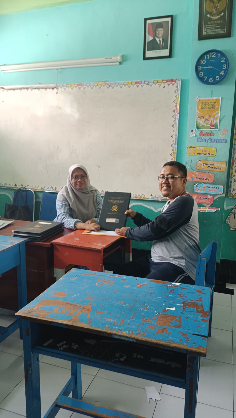 Dinas Pariwisata Berapartisipasi dalam Gerakan Ayah Mengambil Rapot